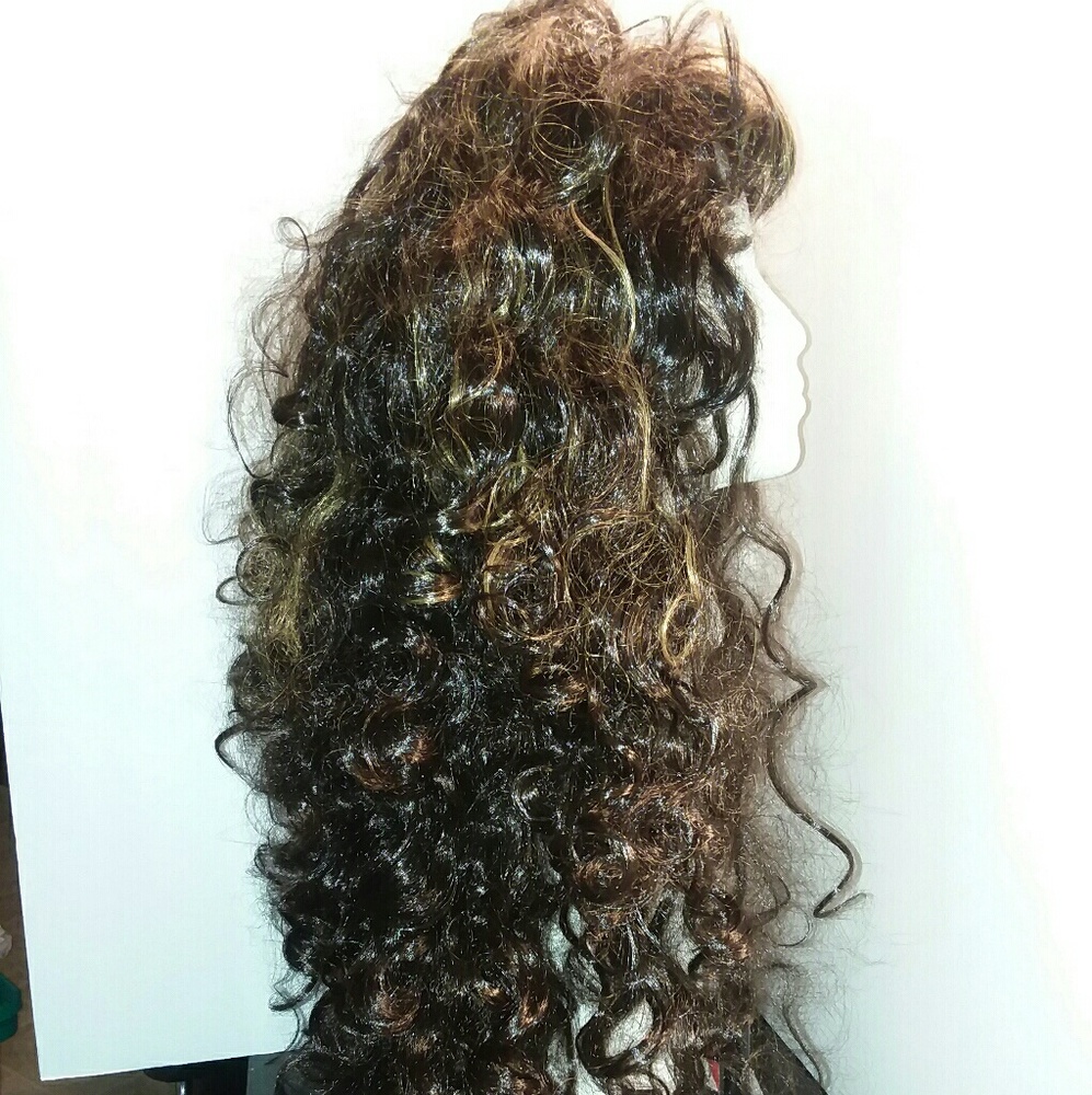 Synthetic wig